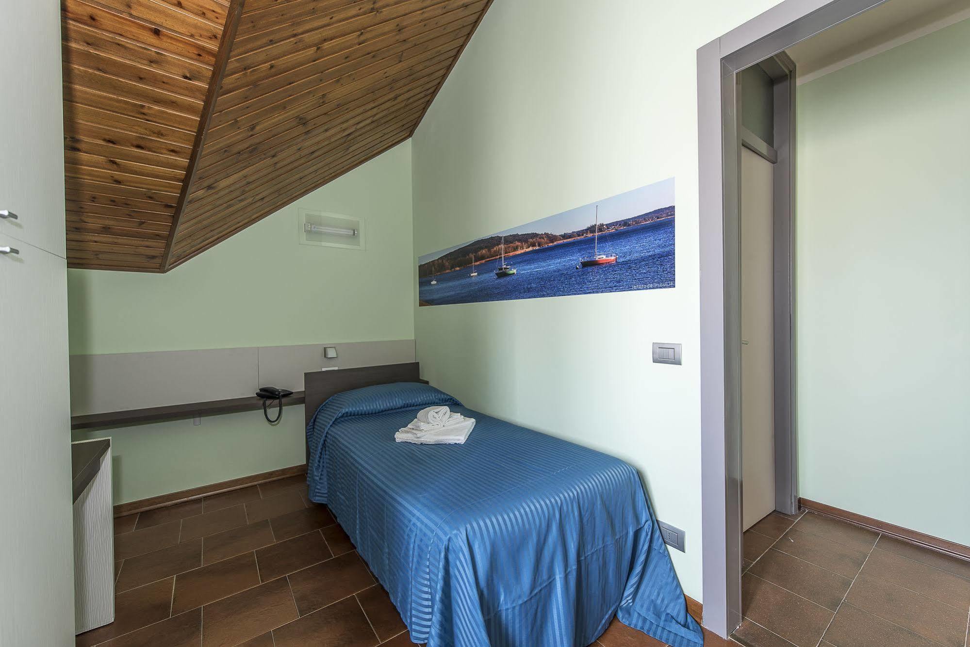 Albergo Residence Isotta Veruno Eksteriør billede