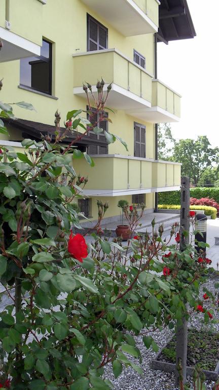 Albergo Residence Isotta Veruno Eksteriør billede